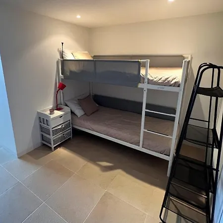 Golden Sky Apartman *